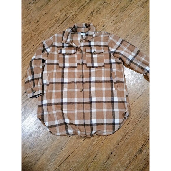 Time And Tru Jackets & Blazers - Time And Tru Jacket Womens 3XL Tan White Plaid Shacket Flap Pockets Button Up